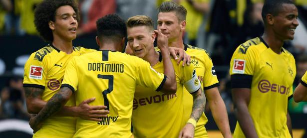 PG模拟器-多特蒙德训练开放日，赛前内部沟通引欢呼，欧冠在即，球队文化再被提及(多特蒙德官方旗舰店)