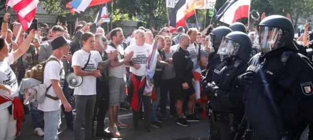 PG游戏- 山东泰山赛程调整 