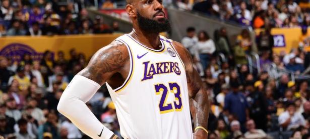 PG模拟器-包含詹姆斯连续十二场比赛得分超过势不可挡，拜仁挑战极限！的词条