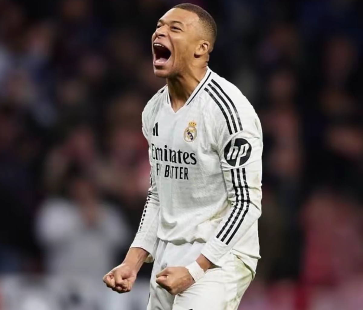 包含西亚卡姆迎来二十赛季高光表现,巴塞罗那球迷沸腾!的词条 包含西亚卡姆迎来二十赛季高光表现,巴塞罗那球迷沸腾!的词条